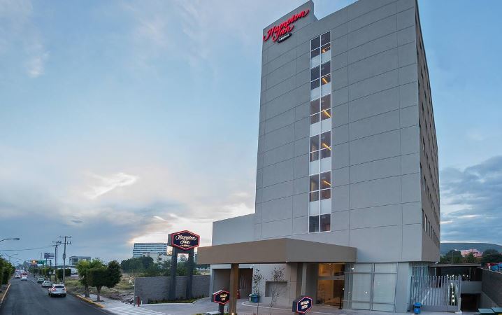 Hampton Inn By Hilton Irapuato Exterior photo